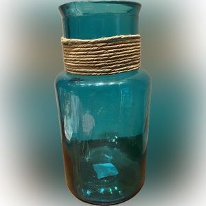 Glass vase